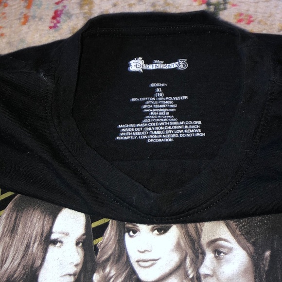 🛍5 for $25 item!🛍 descendants l/s tee - Picture 3 of 3